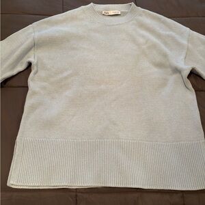 Sweater 
Great condition 
Pick up only 
Bensonhurst Brooklyn